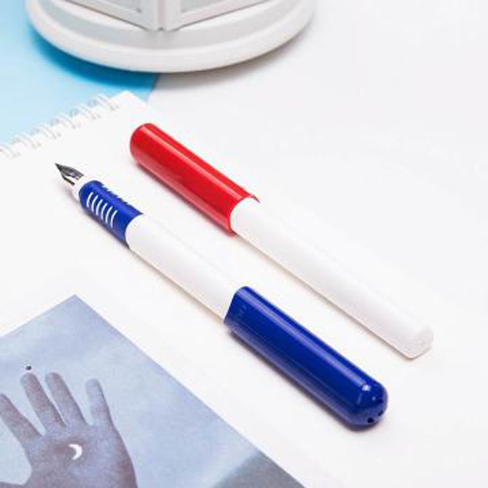 得力（deli） A908 学生矫姿钢笔可擦纯蓝/笔壳深蓝